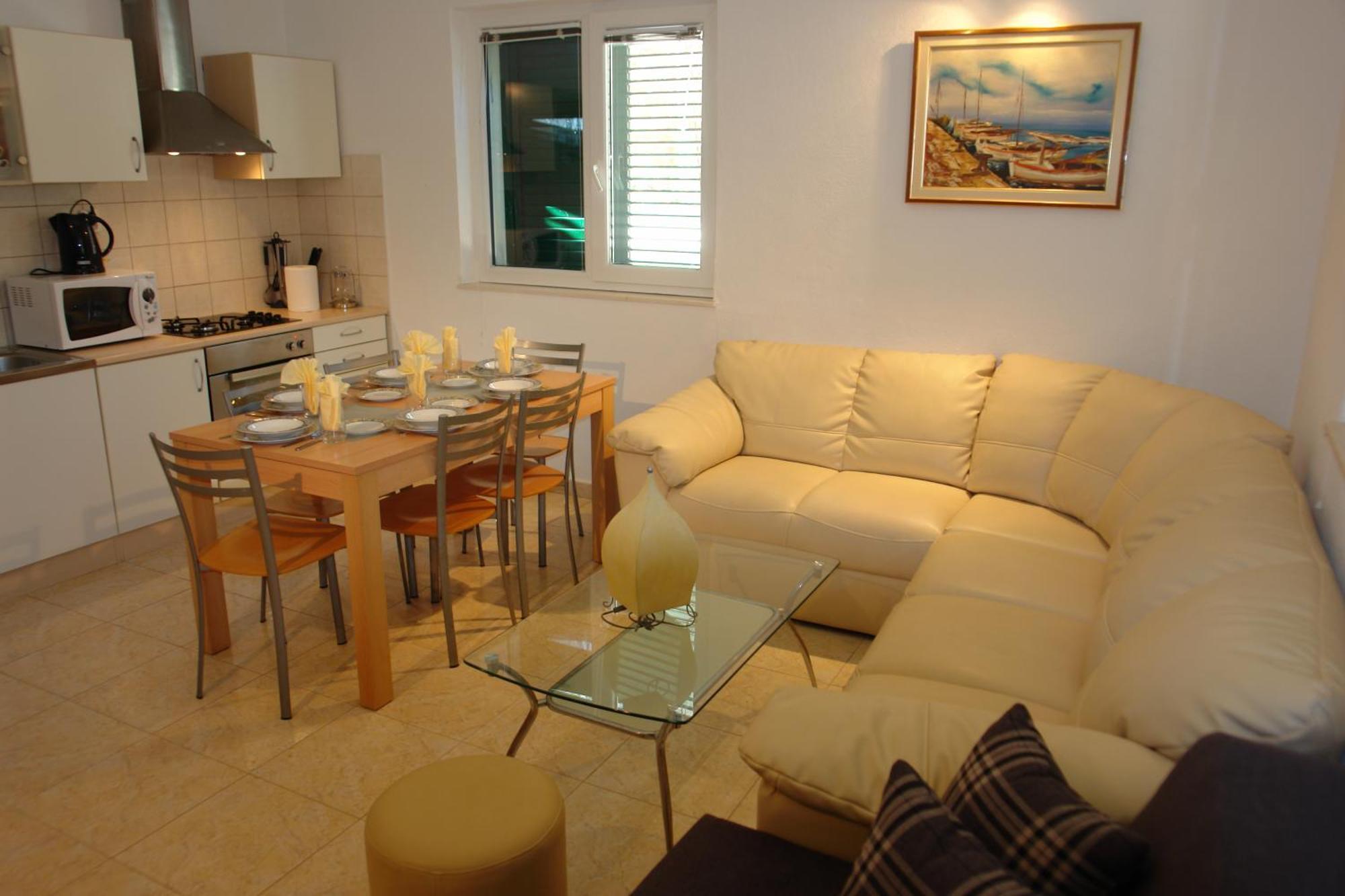Robinson Bella Apartment Bogomolje Luaran gambar