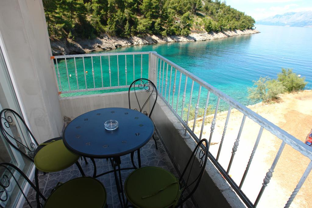 Robinson Bella Apartment Bogomolje Luaran gambar