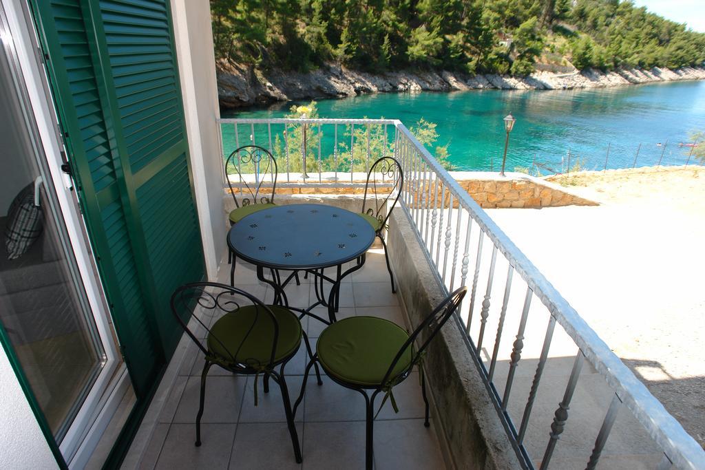 Robinson Bella Apartment Bogomolje Luaran gambar